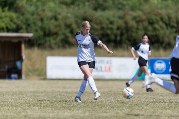 Bild 100 - wBJ TuRa Meldorf/Buesum - JFV Luebeck : Ergebnis: 1:0